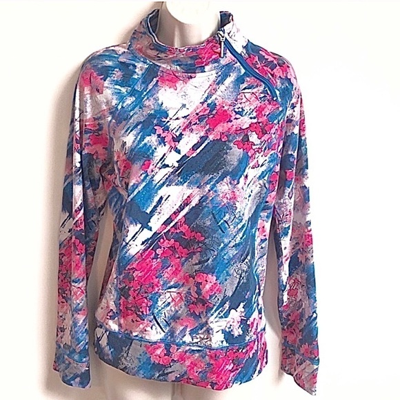 New York & Company Tops - 🆕 NY&Co floral long sleeve pullover athlet…